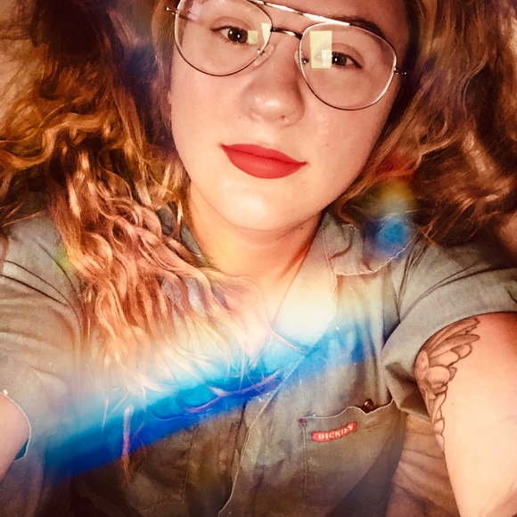 Meet your Posher, Jacqueline - Picture 1 of 1